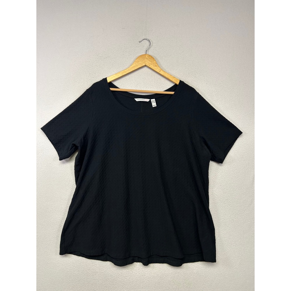 Minimalist Isaac Mizrahi Live! Womens 2X Black Textured Scoop Neck Tee